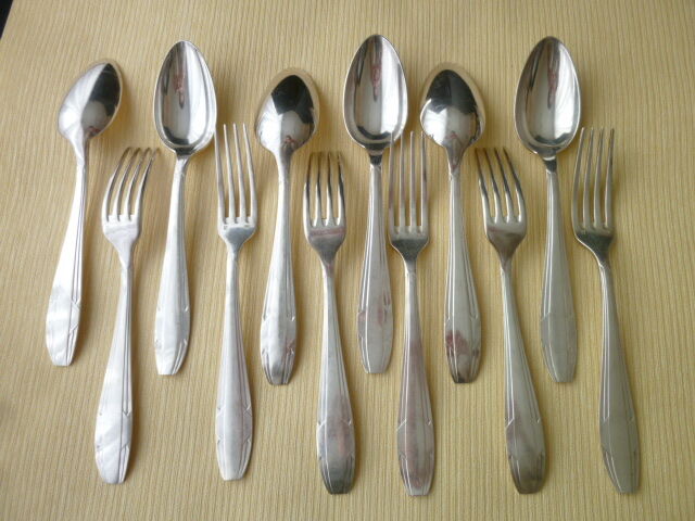 Box of 12 silver metal cutlery 84 G Apollo