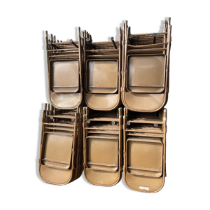 Chaises pliantes en métal