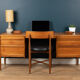 Commode de bureau rétro en noyer et palissandre par John Herbert