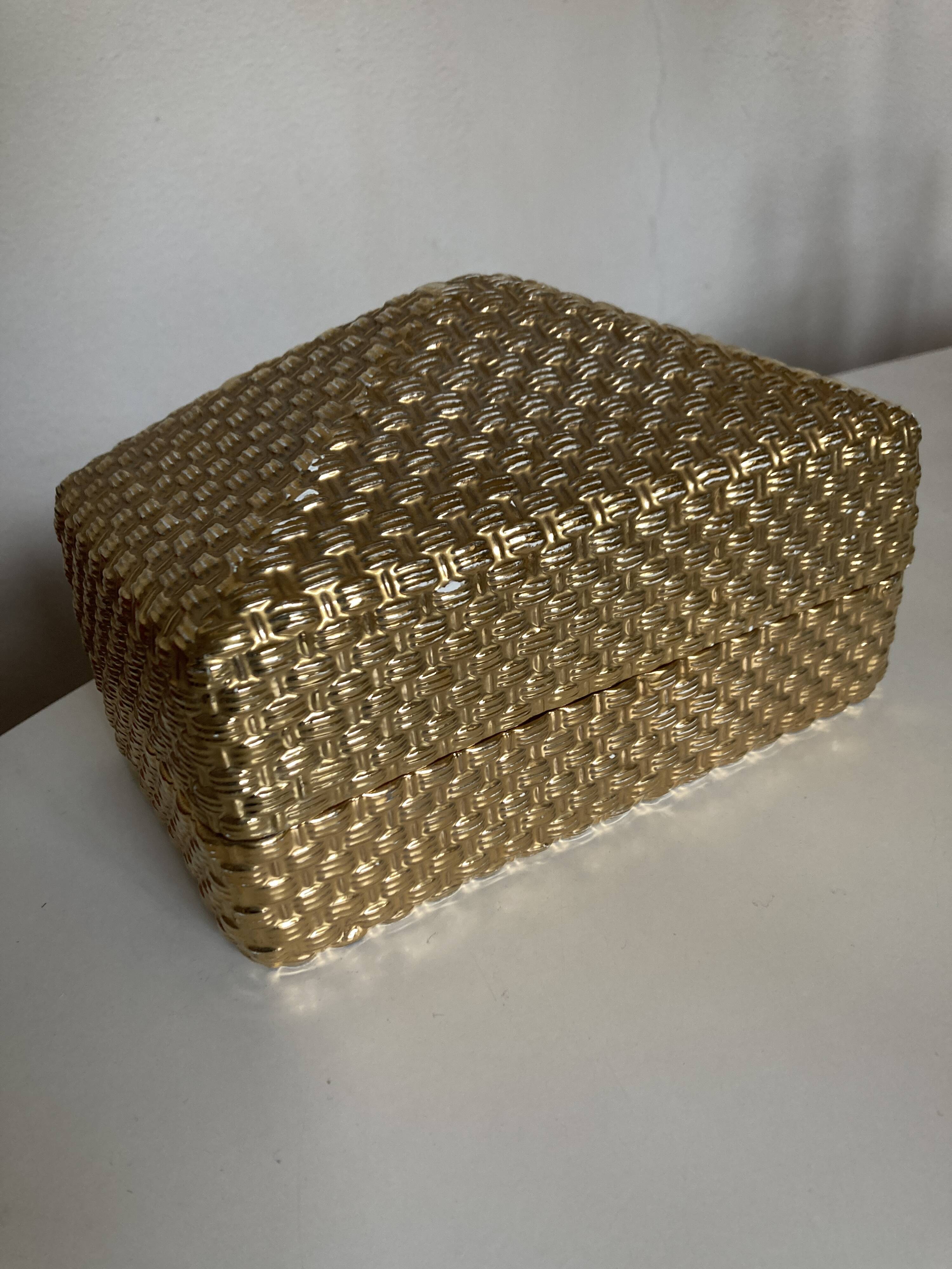 Boite pyramide céramique dorée 1960 travail italien dlg Fornasetti Ponti