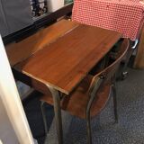 Schoolboy office a place and its chair