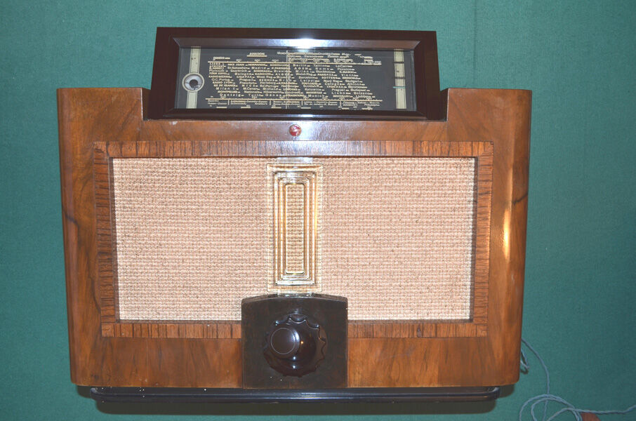 Radio philips mono button 750 has