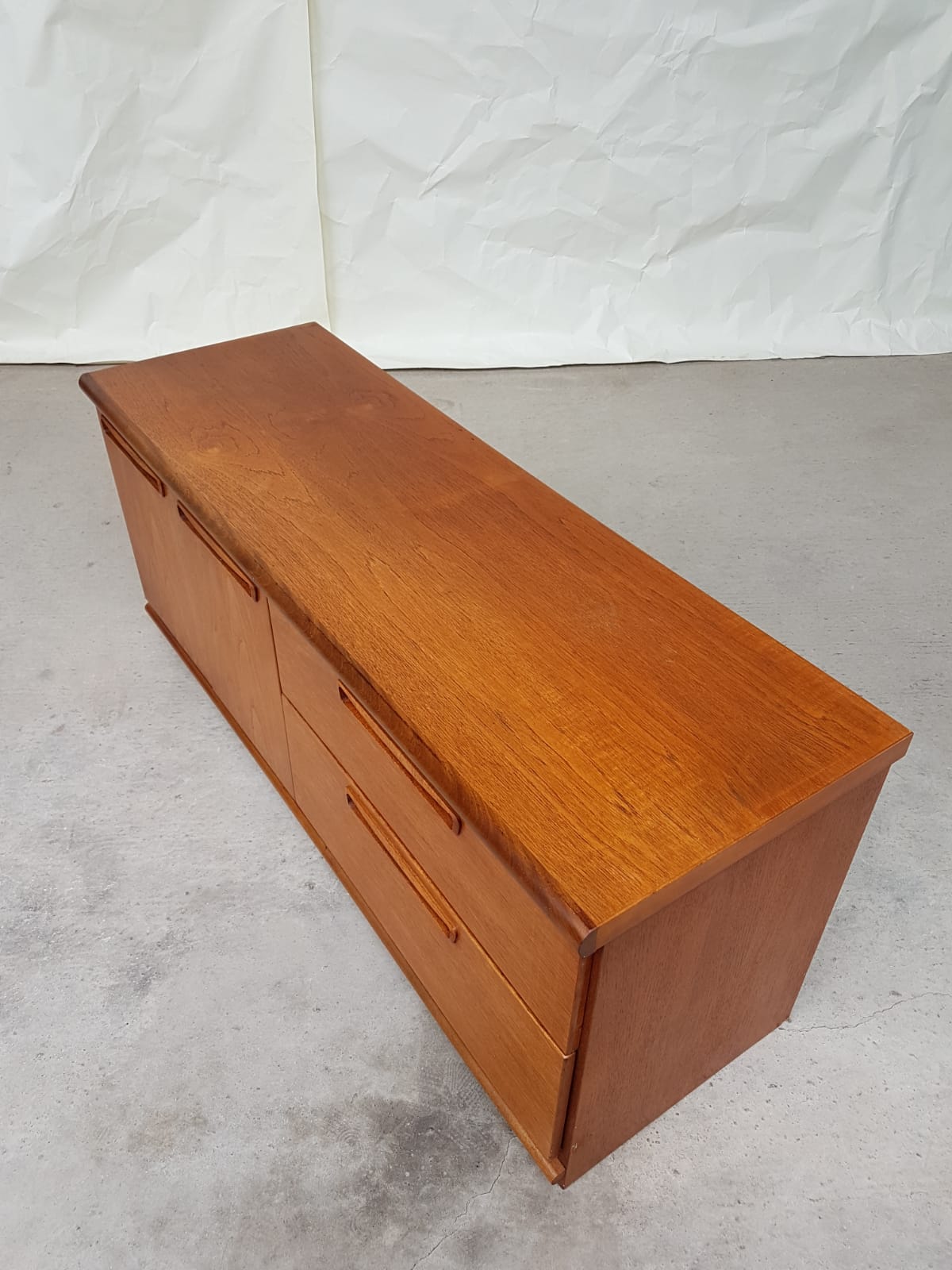 Vtg Mid Century Sideboard Danish Scandinavian Design Media Credenza Retro