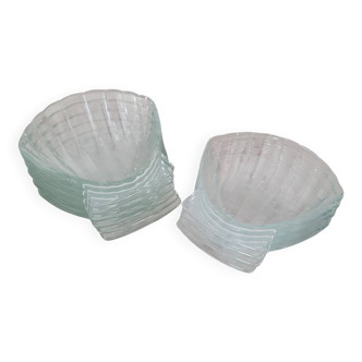 Glass scallop bowls
