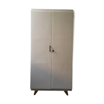 Vintage wardrobe 60'feet compass