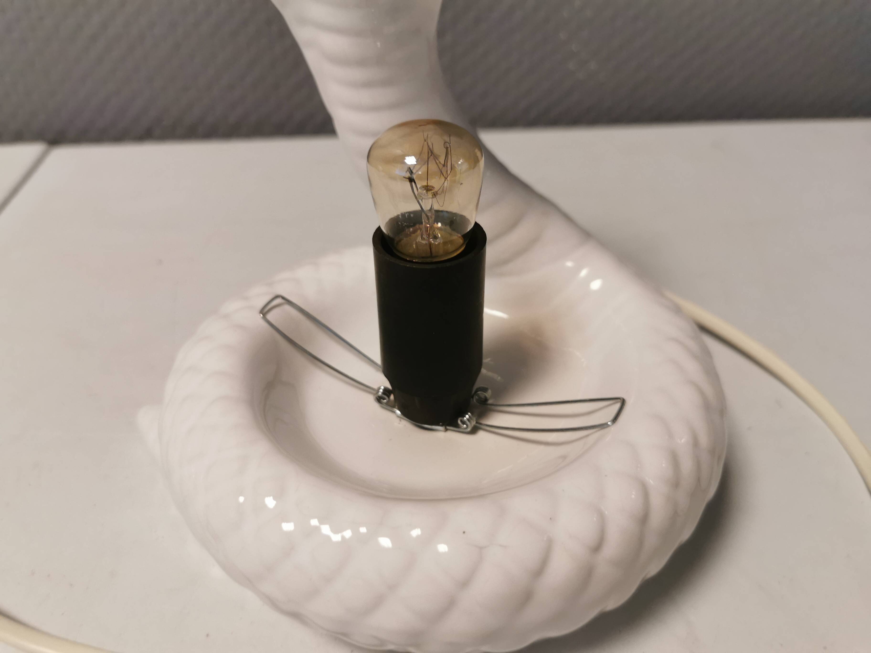 Beautiful vintage ceramic COBRA table lamp with thin milky white glass shade/dome. RAF Sweden 70-80s