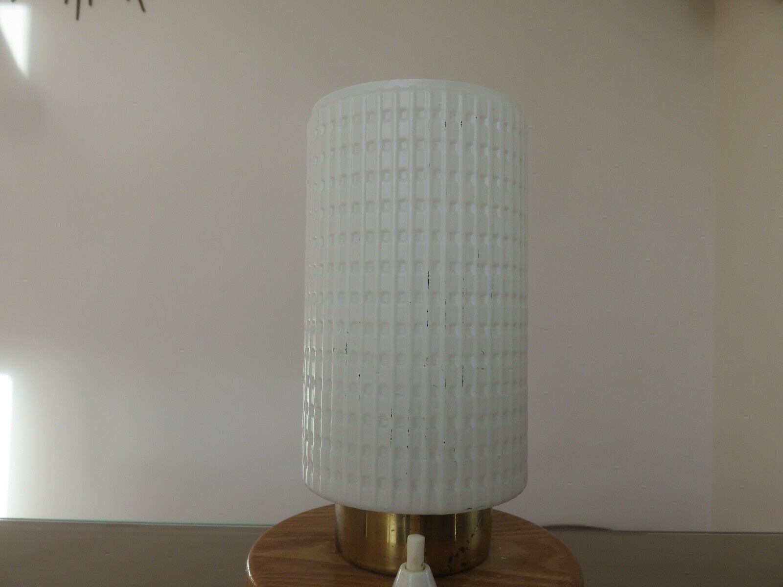 Scandinavian lamp, made of wood, brass and embossed glass 70s