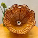 Vintage flower suspension