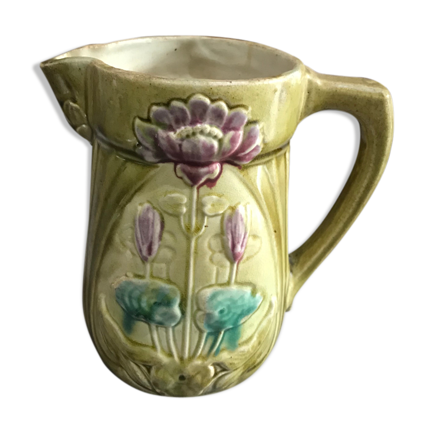 Old pitcher dabbling