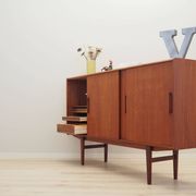 Enfilade en teck, design danois, années 1960, production : Danemark