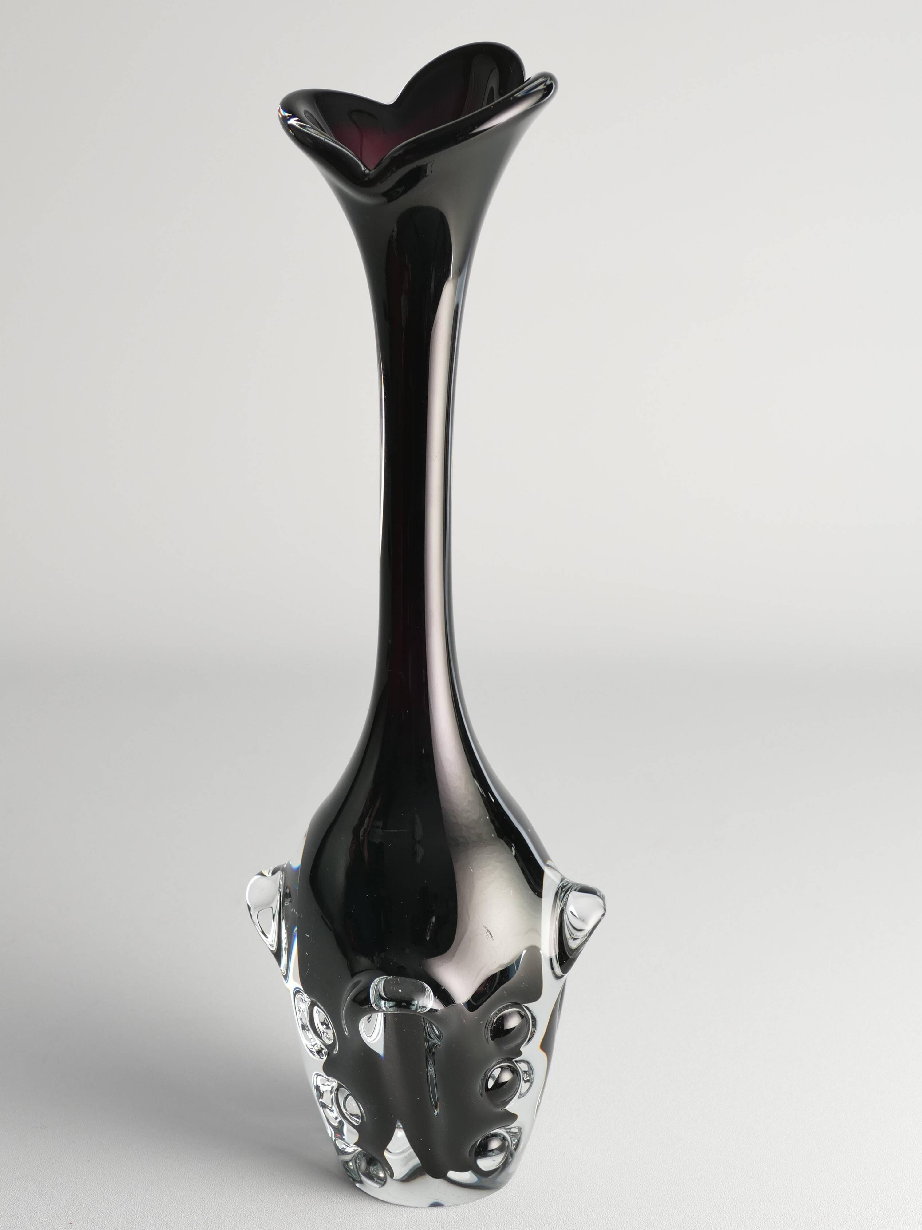Scandinavian Modern Art Glass Vase by Börne Augustsson for Åseda