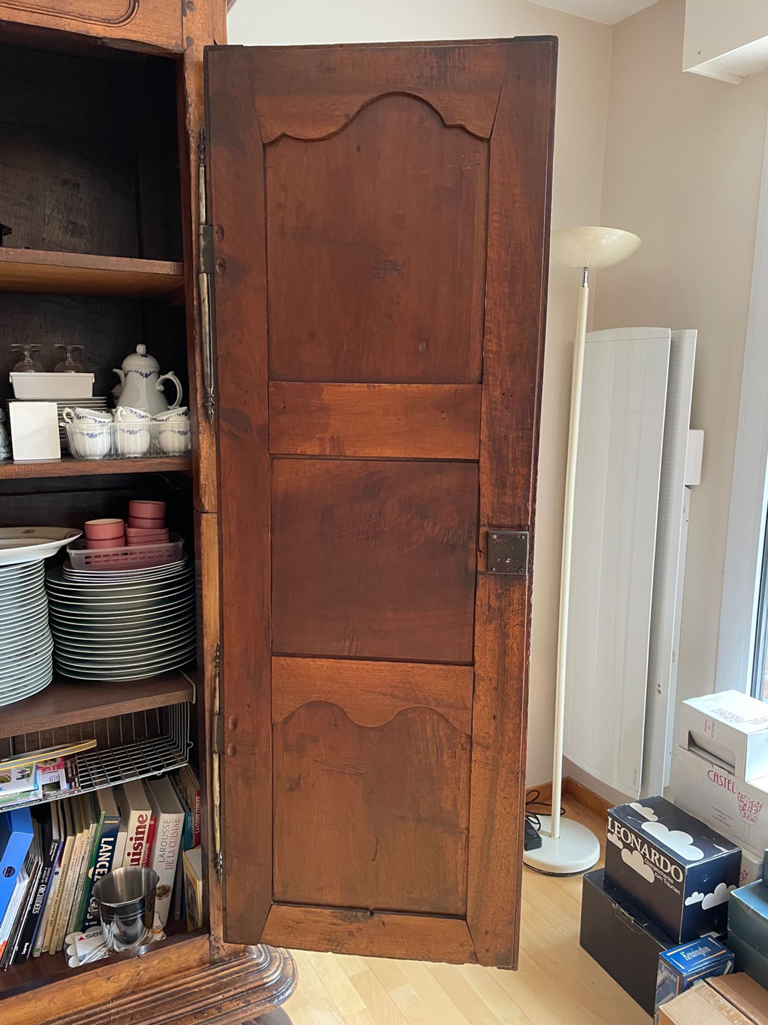 Eighteenth century castle cabinet in walnut Louis XIII style