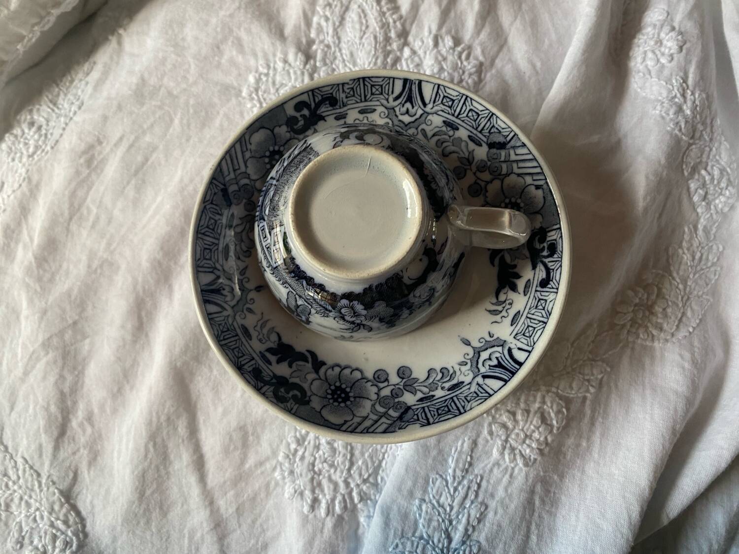 Old Villeroy and Boch cup with Japanese motifs