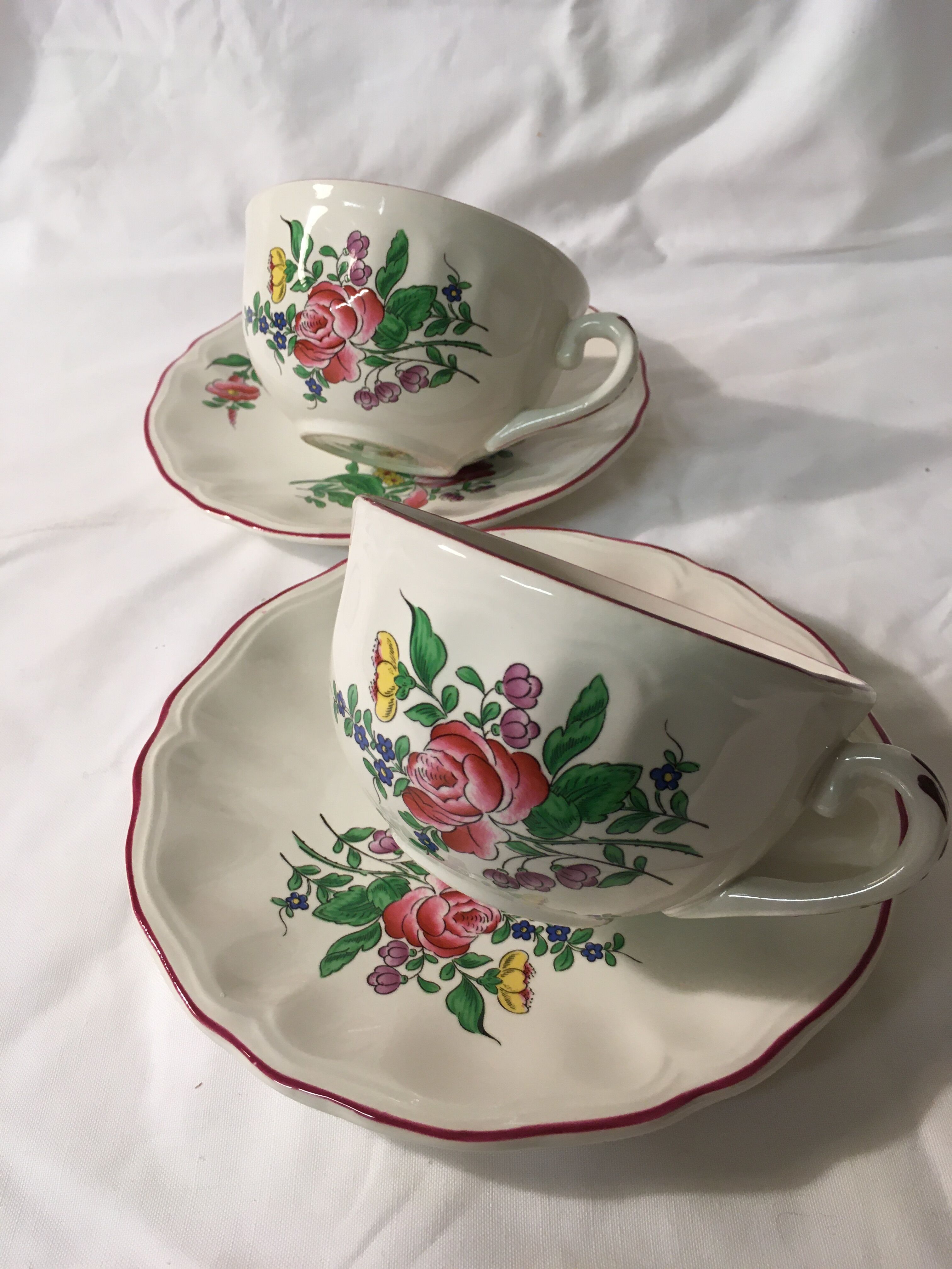 Duo of breakfast cups with saucer Faïence Lunéville