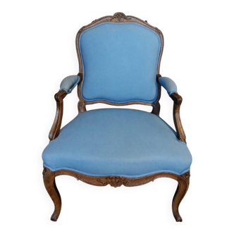 Louis XV style armchair in carved wood – blue fabric