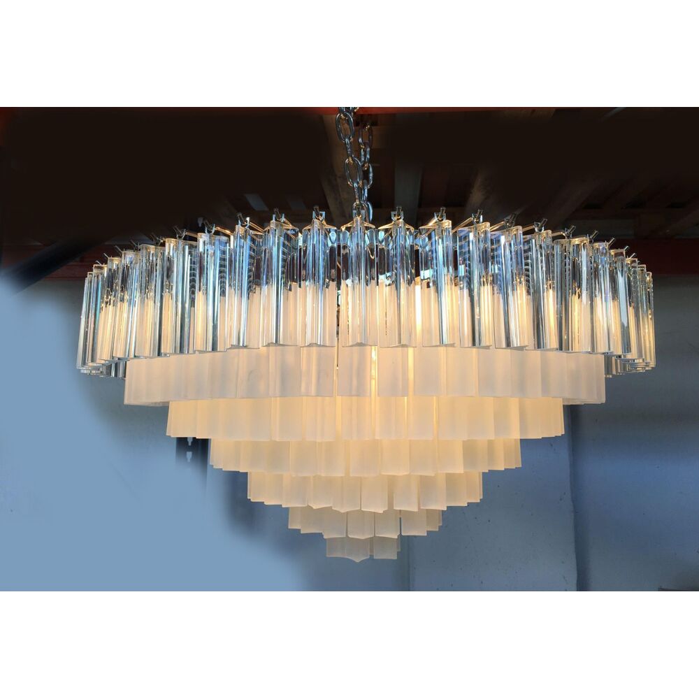 Trasparent-sandblasted triedro murano glass chandelier