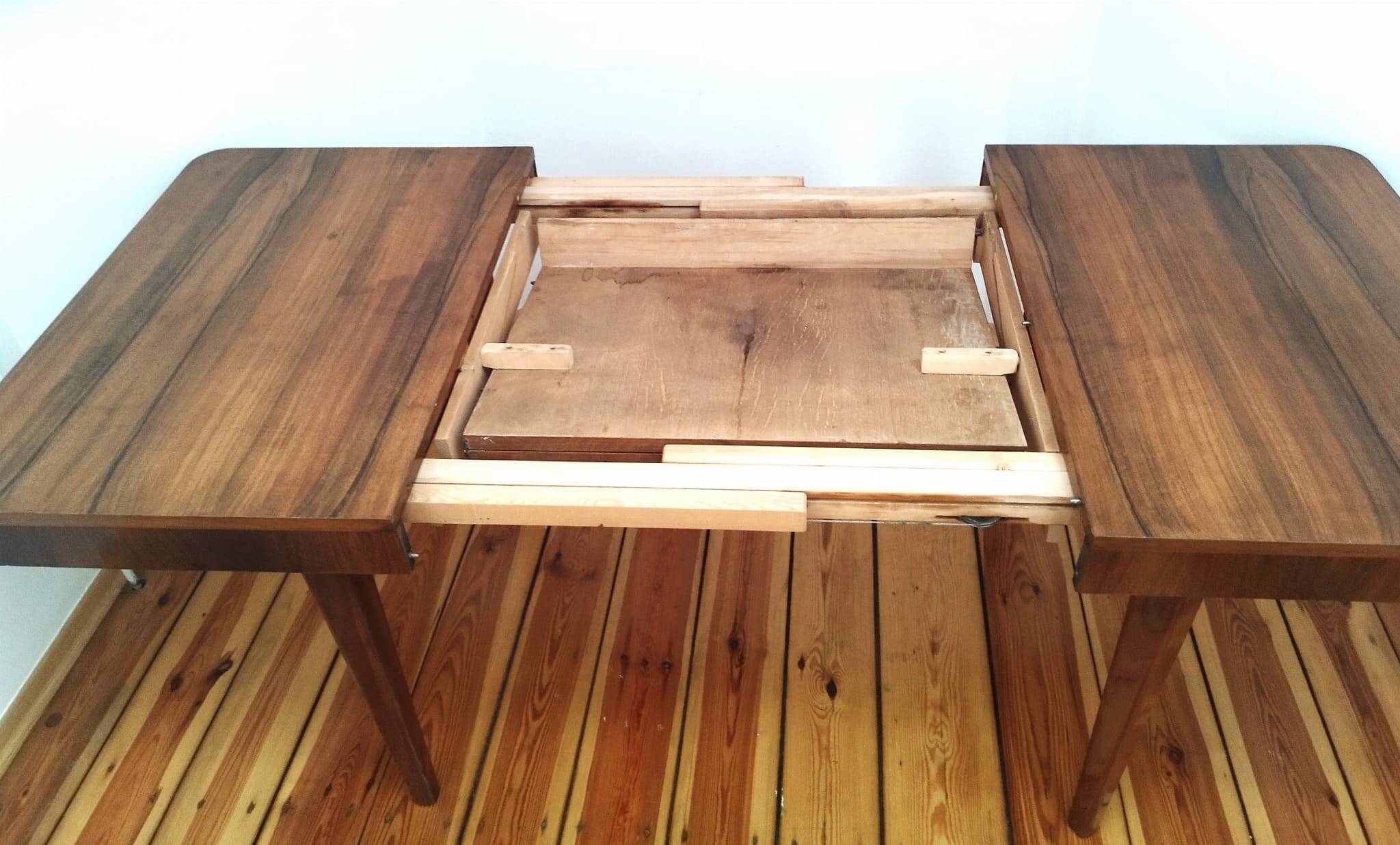 Czech dining table by Jindřich Halabala for Up Závody, 1950s