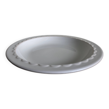 Pierre Motton scalloped centerpiece for Gien 1980