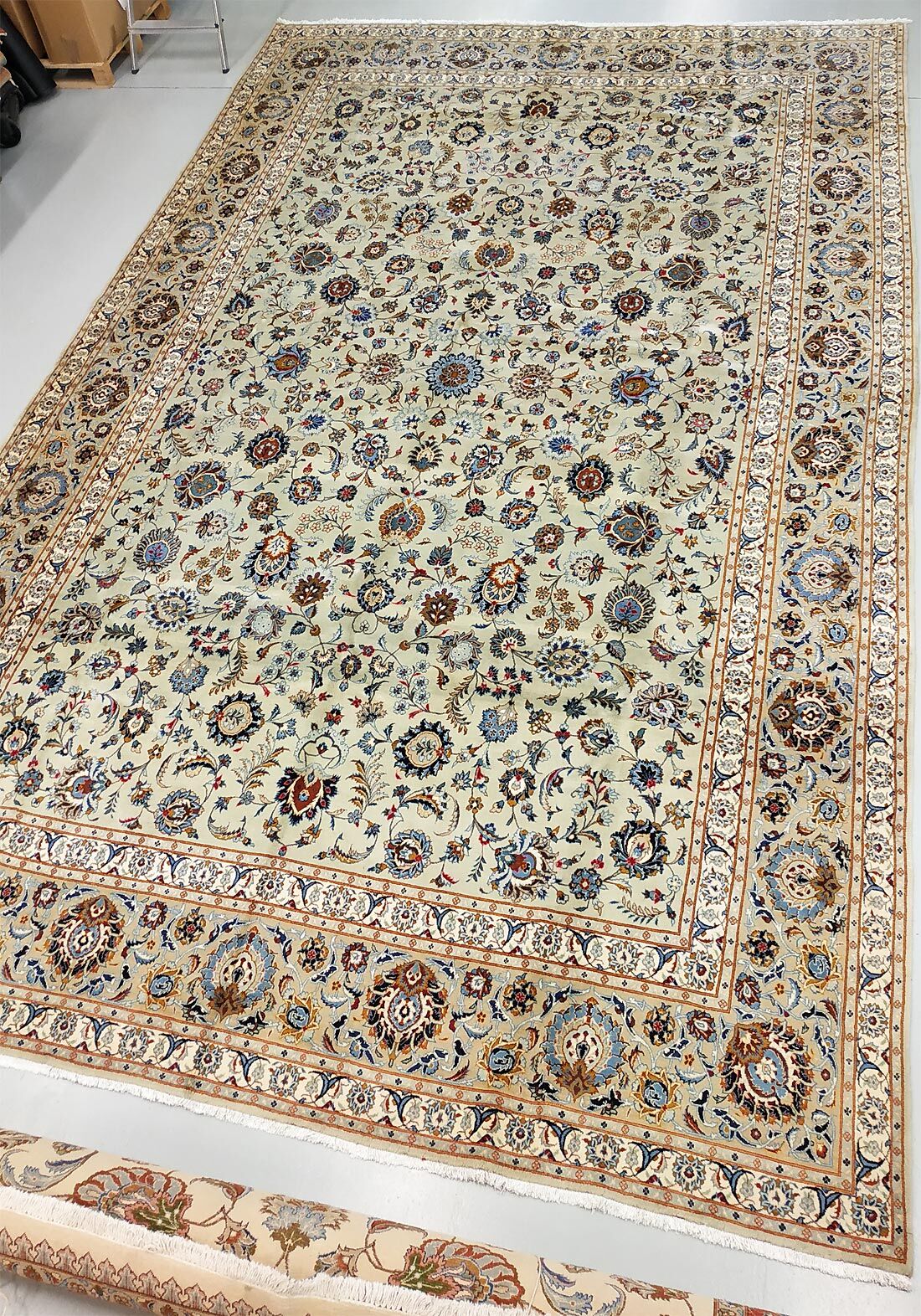 Persian carpet entirely handmade "Keshan"