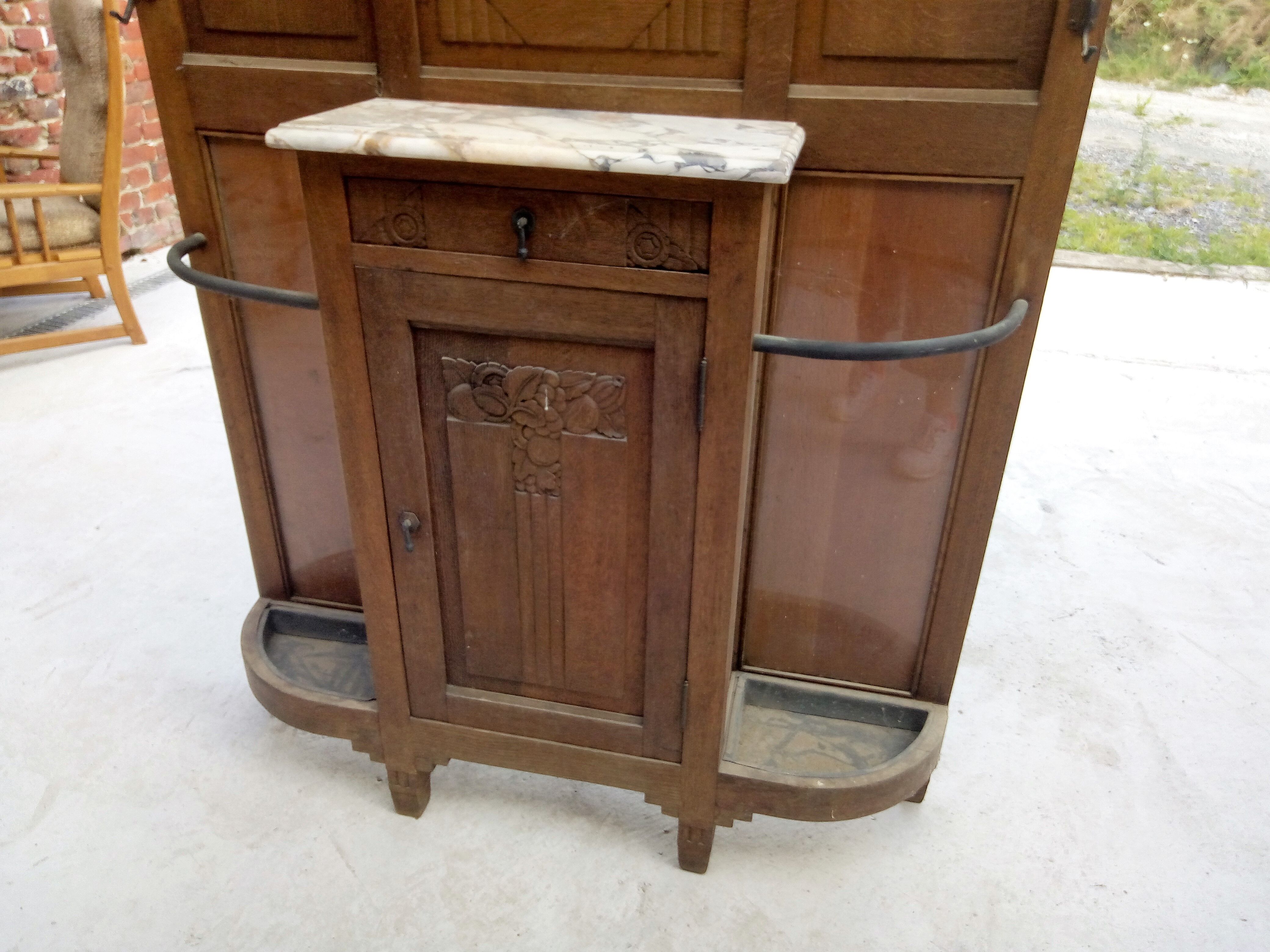 Early 20th entry locker