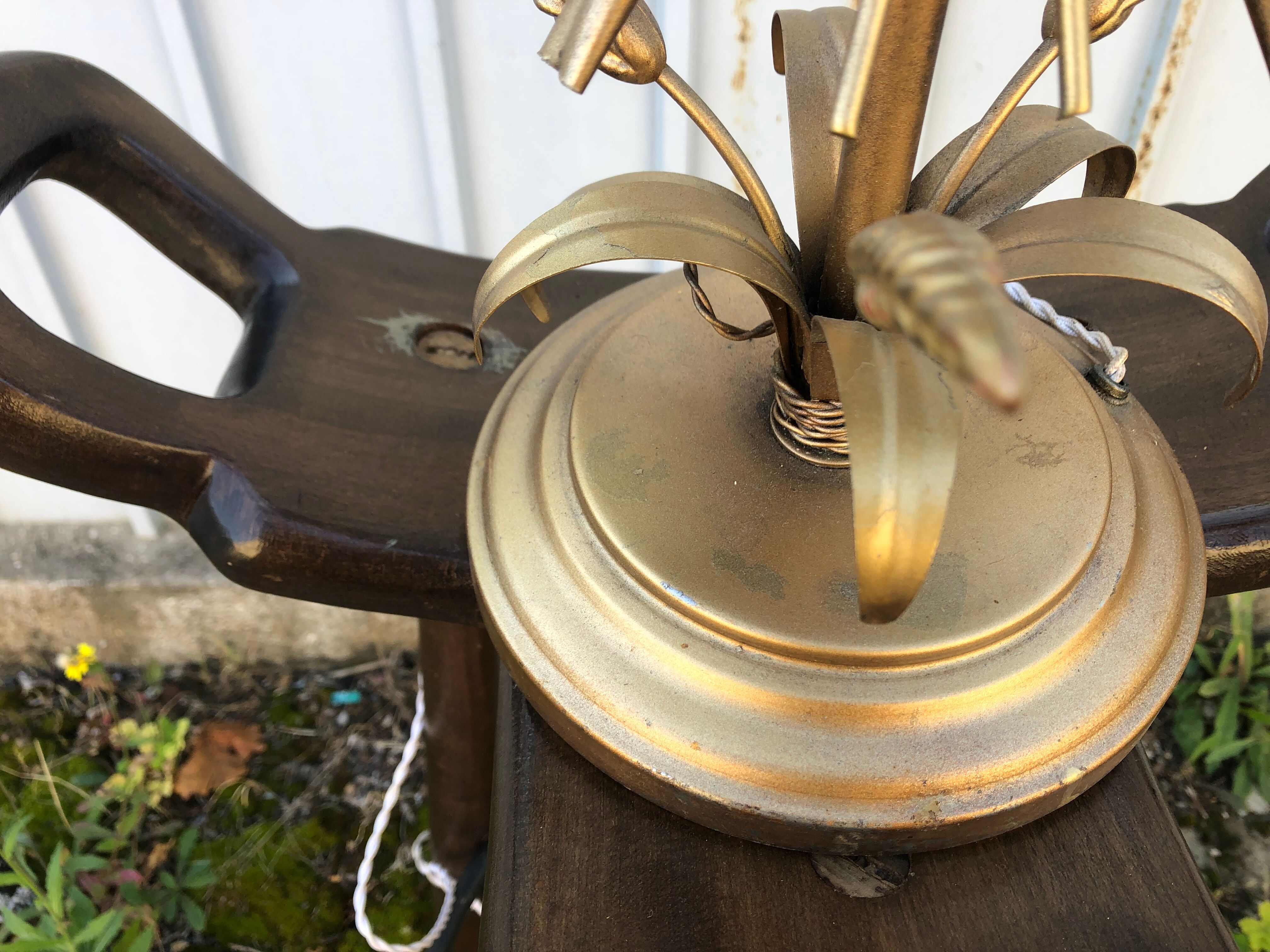 Golden lamp sheaf of wheat 50/60 years