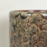 Ceramic roller vase