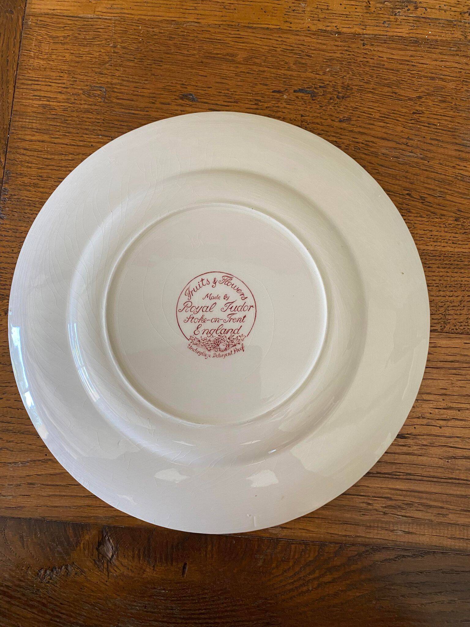 Royal Tudor English earthenware plate with Fruits&Flowers decor