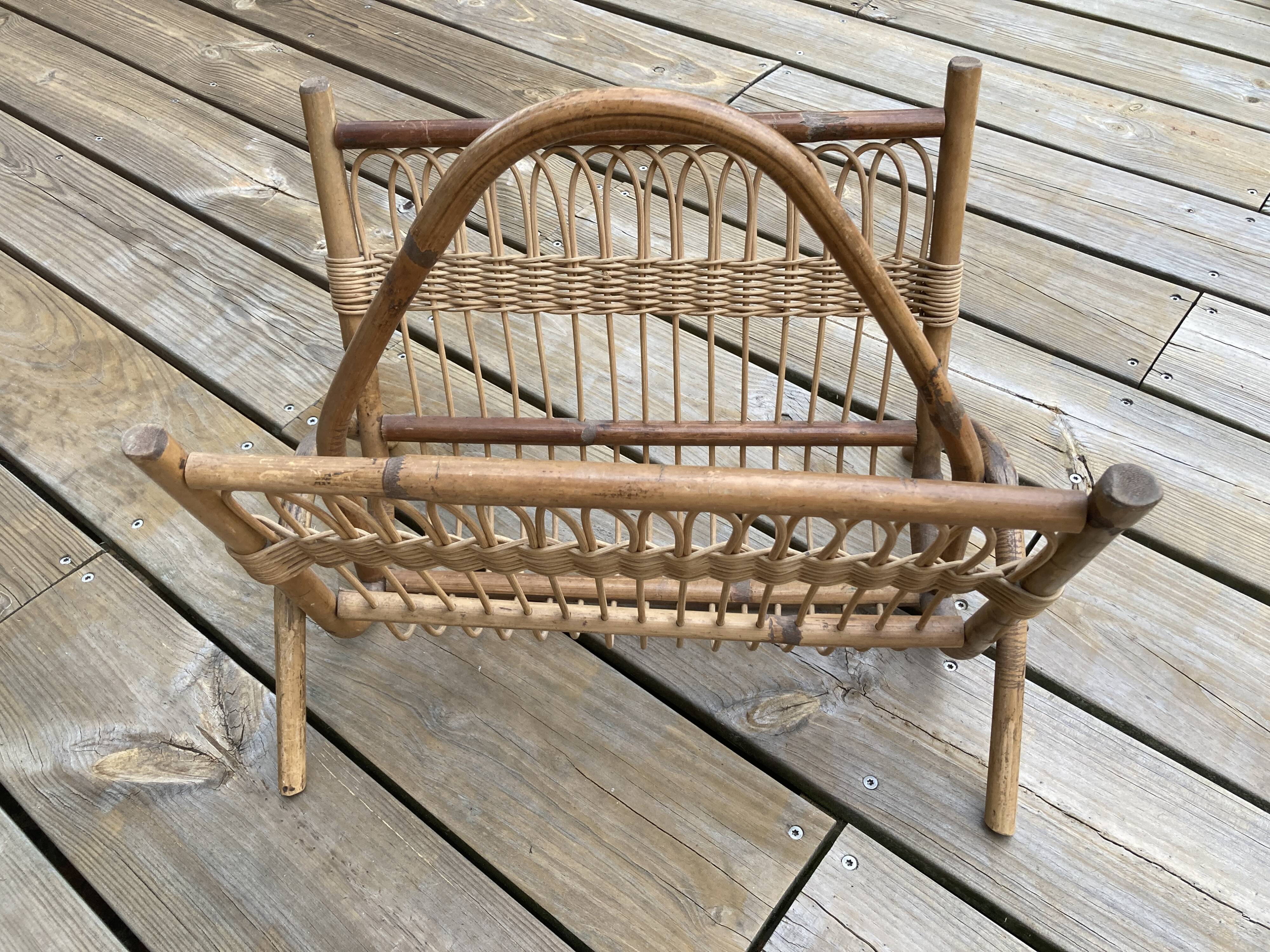 Porte-revues rotin vintage