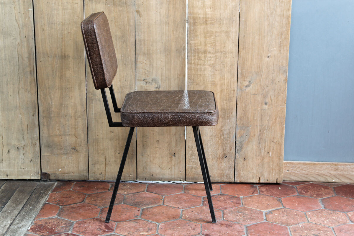 Vintage leather-like chair