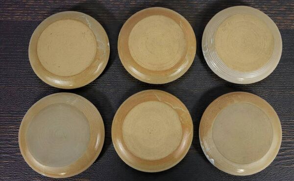 6 assiettes plates en grès Poterie Auger