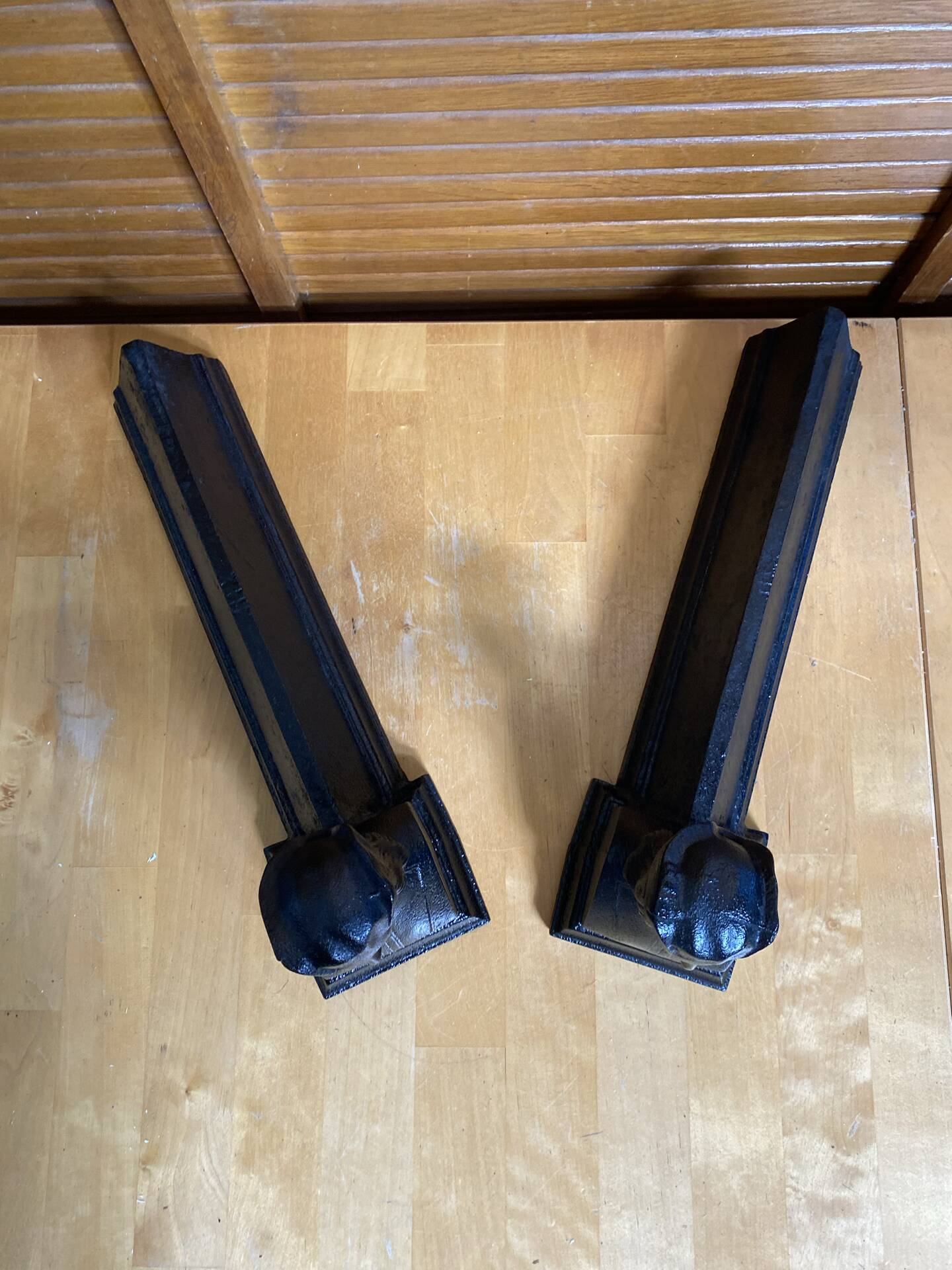 Pair of fireplace chenets raphaël man's head black cast iron vintage #e236