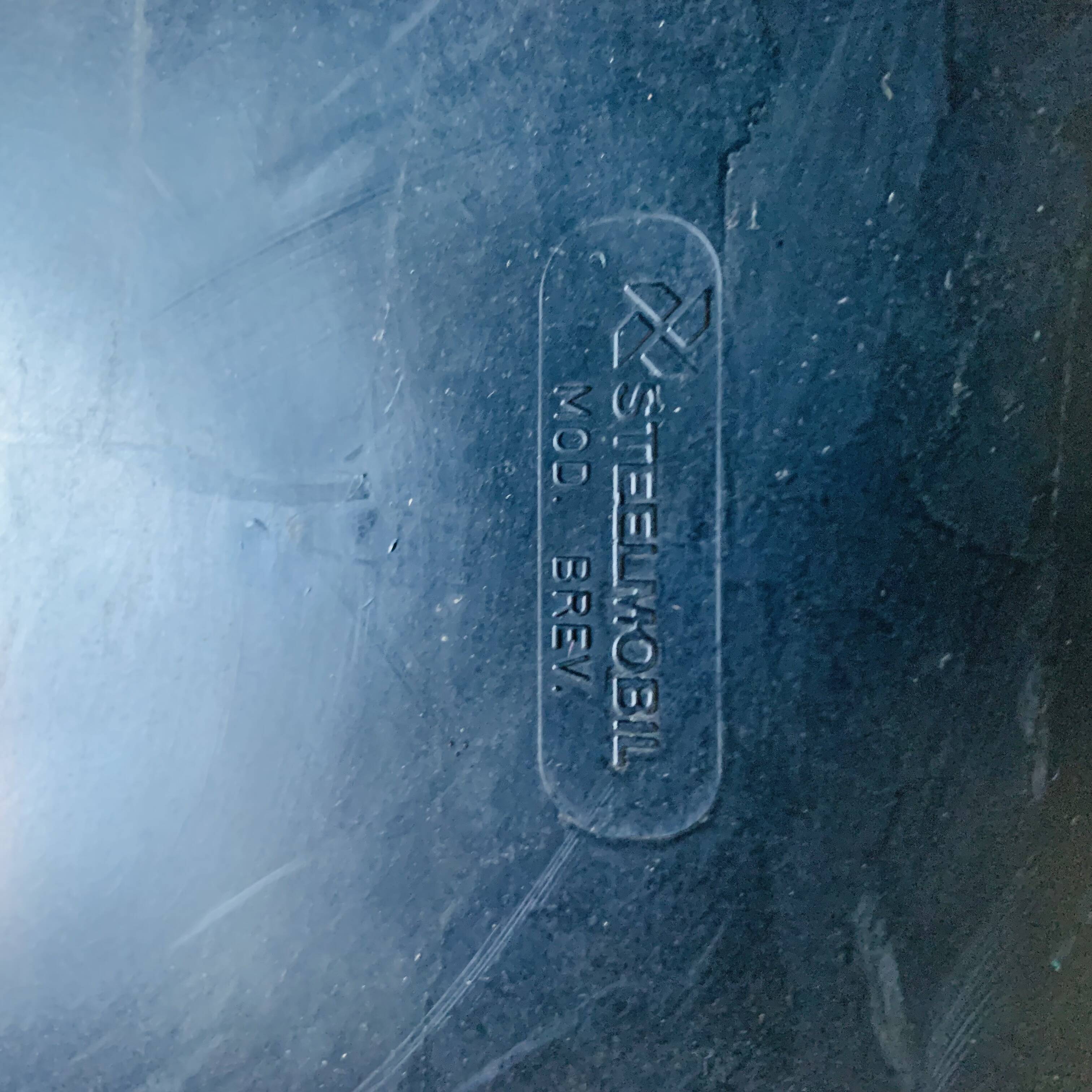 Set of 4 Steelmobil black chairs