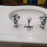 Old washbasins