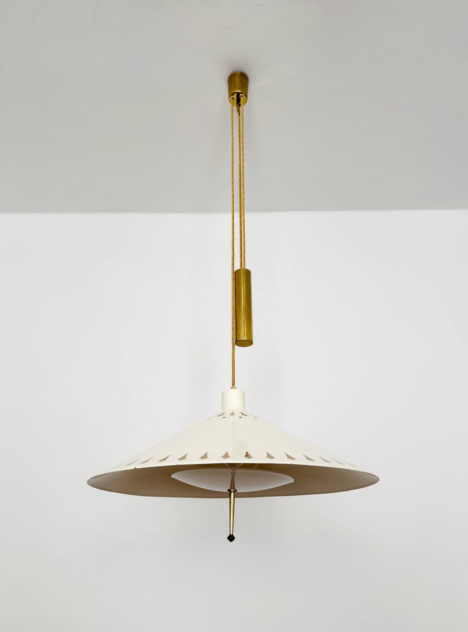Unique Pendant Lamp with Counterweight by Vereinigte Werkstätten München