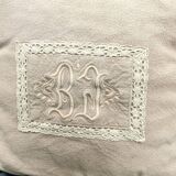 Lace cushion / Monogram