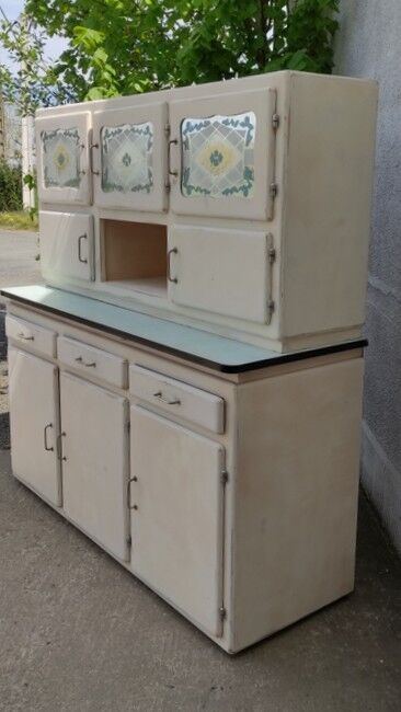 Vintage mado buffet