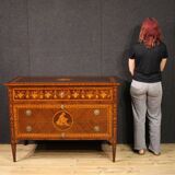 Italian inlaid chest of drawers in Louis XVI style