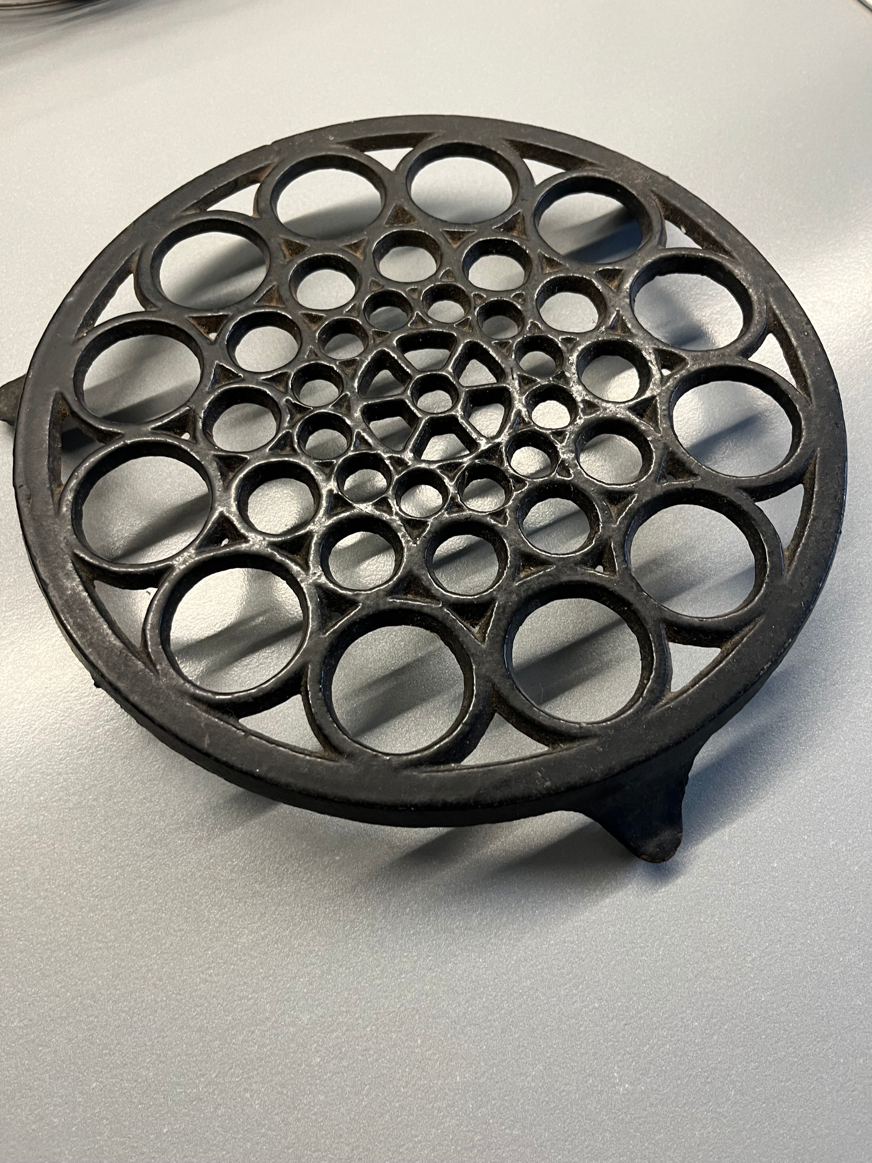 Old cast iron trivia