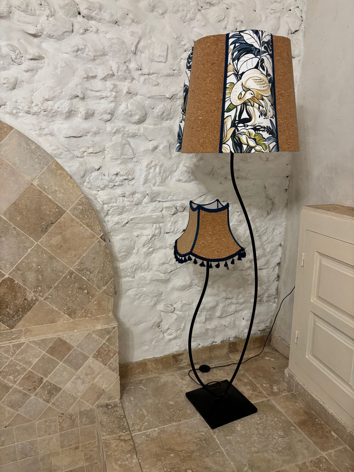 Floor lamp