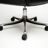 P126 Armchair by Osvaldo Borsani for Tecno, 1966