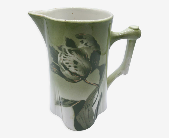 Ancien pichet Longwy tulipes vert