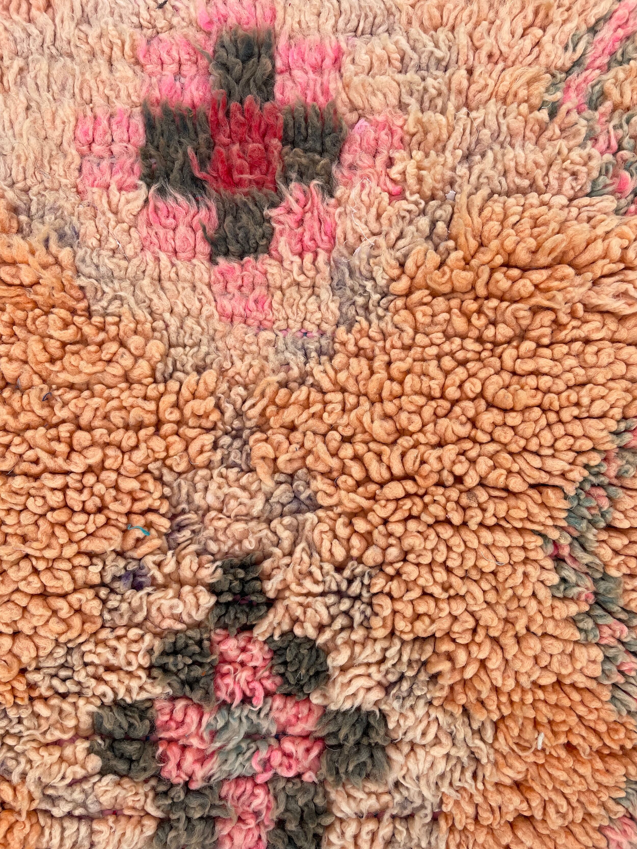 Berber rug Boujaad old 110x300 cm