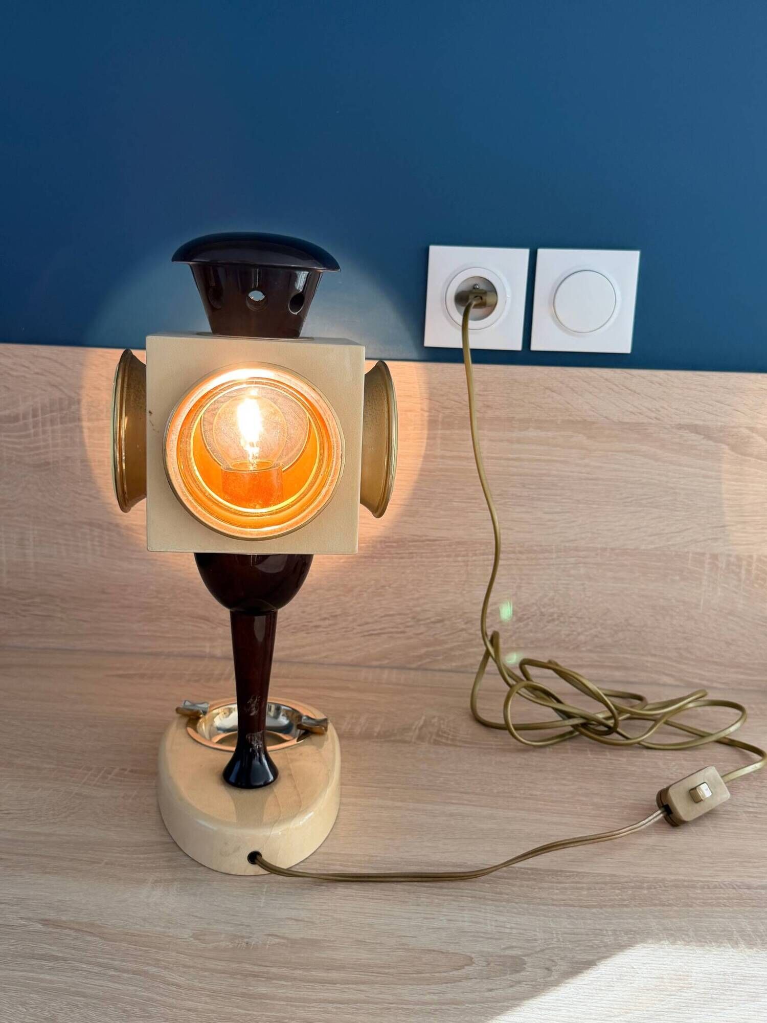 Rare Aldo Tura Lantern Table Lamp, Italy, circa 1950. Signed Tura, Model 907.
