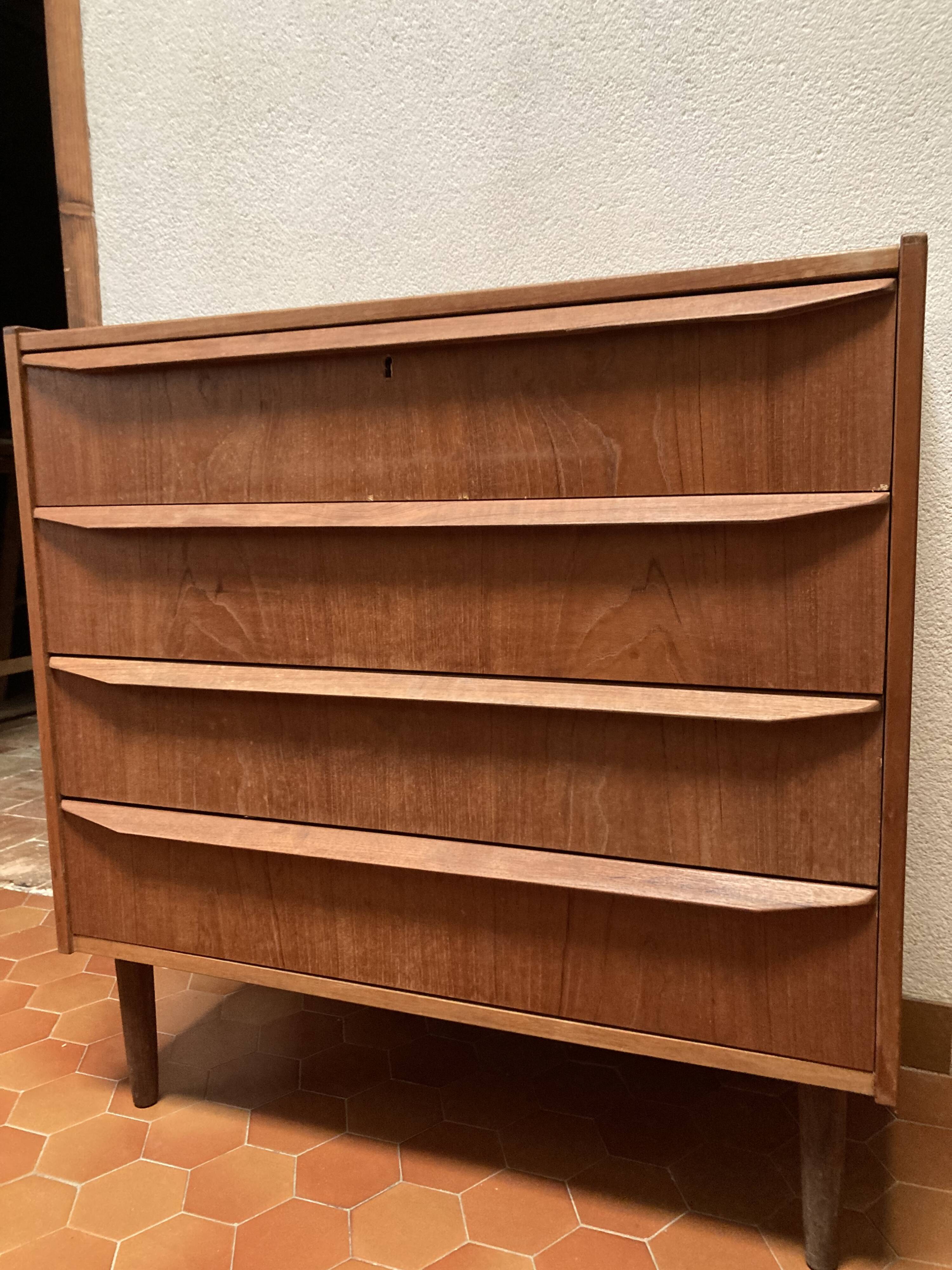 Vintage Scandinavian style chest of drawers