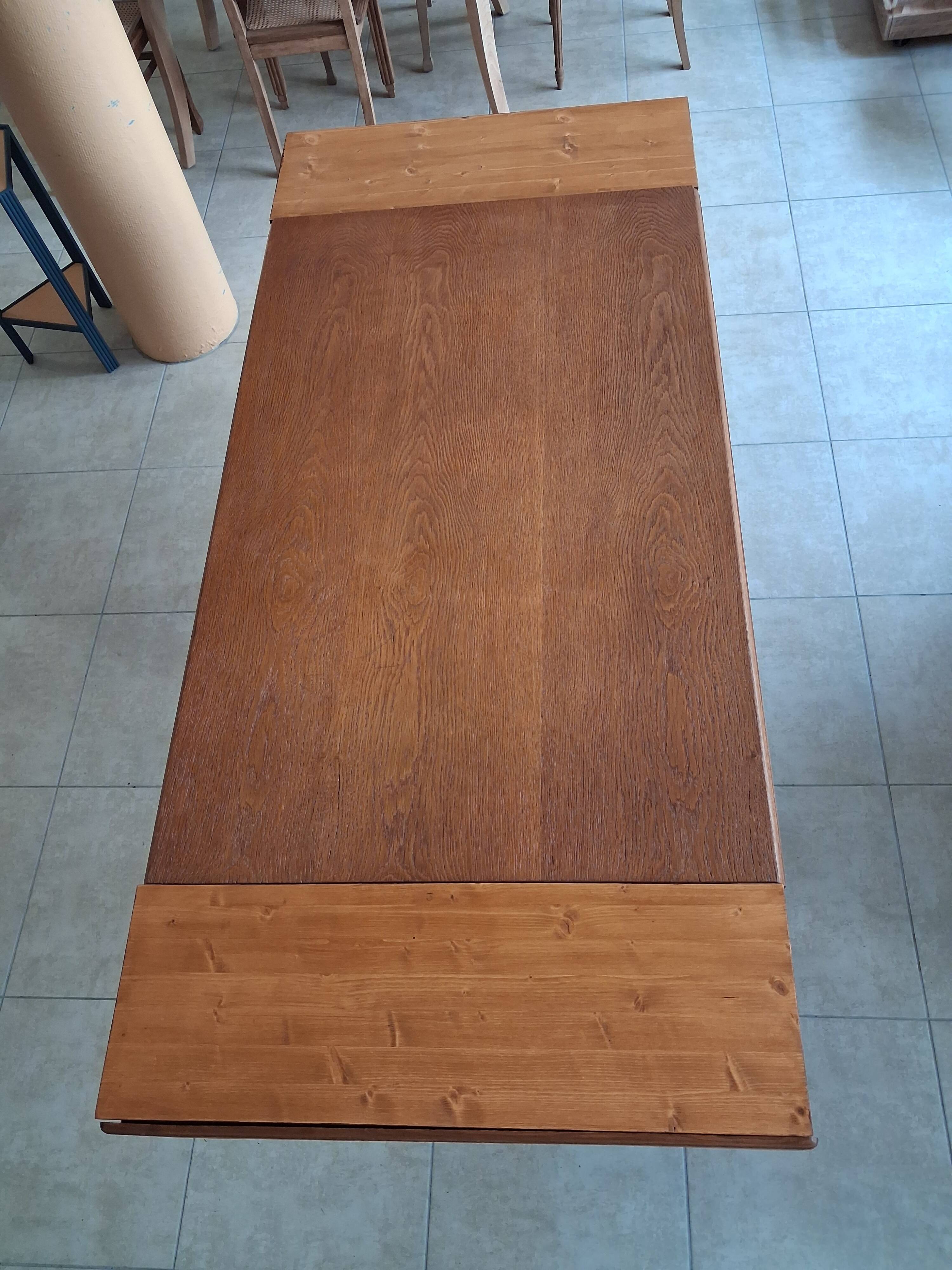 Table rectangulaire avec rallonges