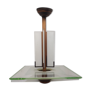 Lustre suspension art