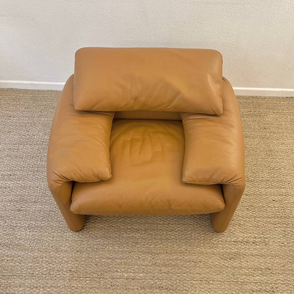 Maralunga Armchair cognac leather Cassina 1970s