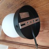 Apply matte white opaline ball