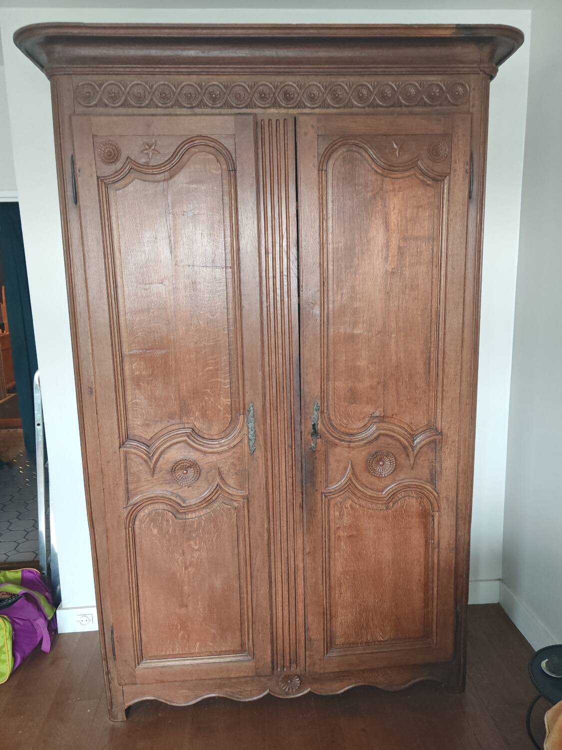 19th century oak wardrobe