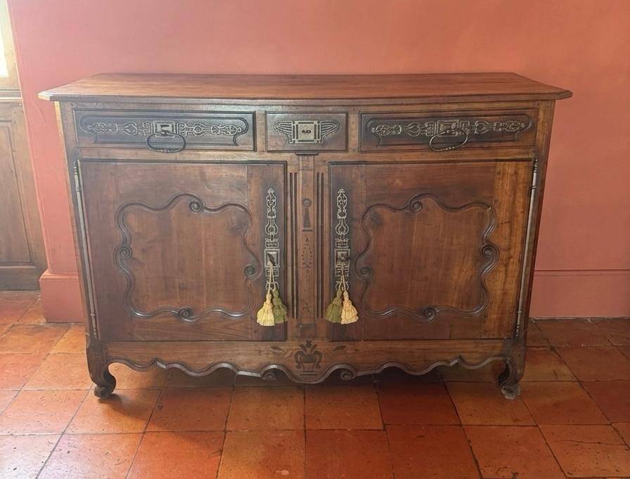 Provencal buffet of the era